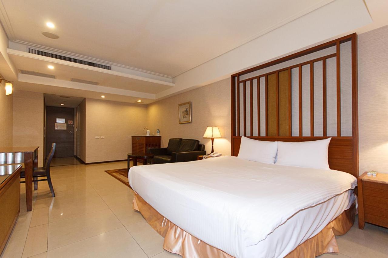 Slv Hotel Group-Slv Business Hotel Zhonghe  Exterior photo