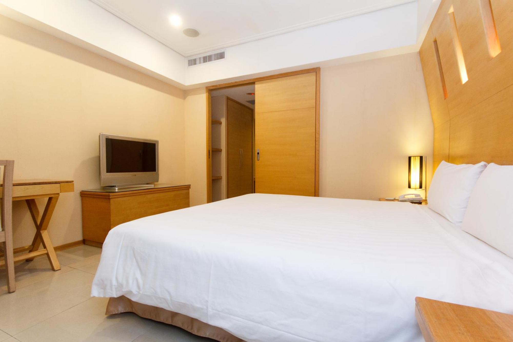 Slv Hotel Group-Slv Business Hotel Zhonghe  Room photo
